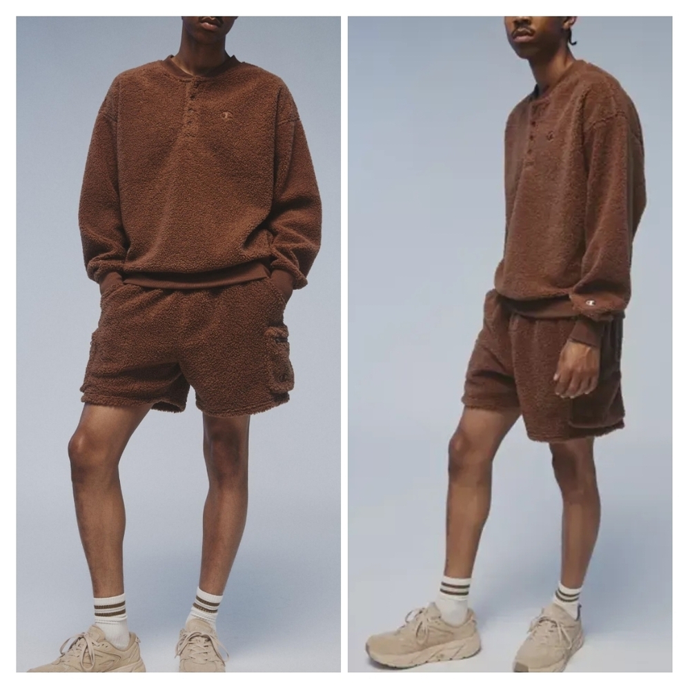 Champion UO Exclusive Camel Tan Fleece Teddy Cargo Shorts S Gorpcore 90s Y2K NWT